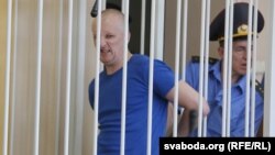 Андрэй Бандарэнка падчас суду ў ліпені