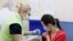 Medicii din stânga Nistrului sunt vaccinați cu vaccinul Pfizer venit ca donație pentru Republica Moldova. 7 aprilie 2021