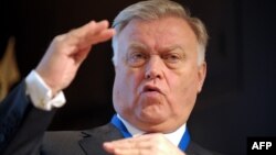 Will Vladimir Yakunin be Vladimir Putin's sacrificial lamb?