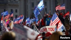 راهپیمایی حامیان دونالد ترمپ در واشنگتن
