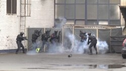 Vežba srpskih i kineskih policajaca u Železari Smederevo