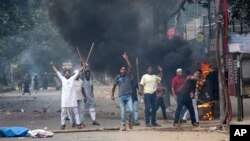 Sukob studenata i policije tokom protesta zbog kontroverznog sistema kvota za vladine kandidate za posao, u Daki, Bangladeš, 19. jula 2024.