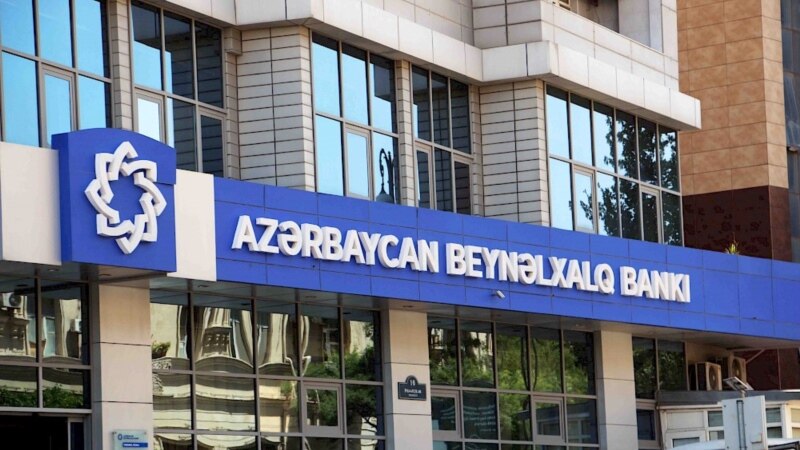 Ötən il Azərbaycan bankları 1 milyard manatdan çox qazanc əldə edib