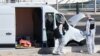 У Марселі автомобіль врізався в автобусні зупинки, загинула 1 людина