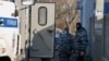Крым: борьба с непокорными 