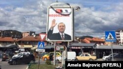 Fotografi e mirëserdhjes për presidentin turk Erdogan në Novi Pazar