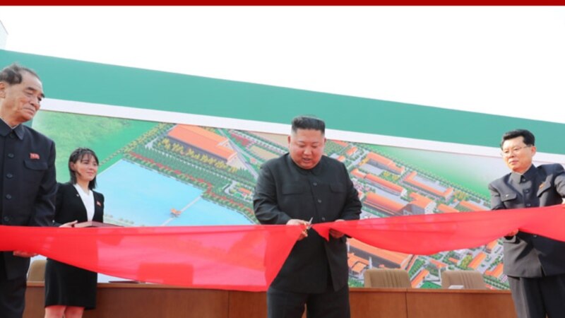 Севернокорејскиот лидер Ким се појави во јавноста 