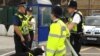 Пытавшиеся взорвать бомбы в британском метро и автобусе получили пожизненное заключение