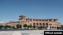 Здание правительства Армении в Ереване