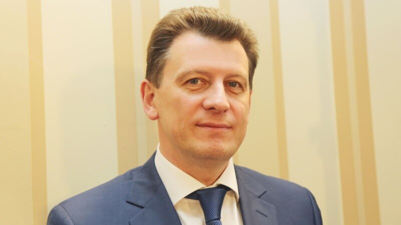 Аксенов уволил первого зама постпреда Крыма при Путине Забатурина