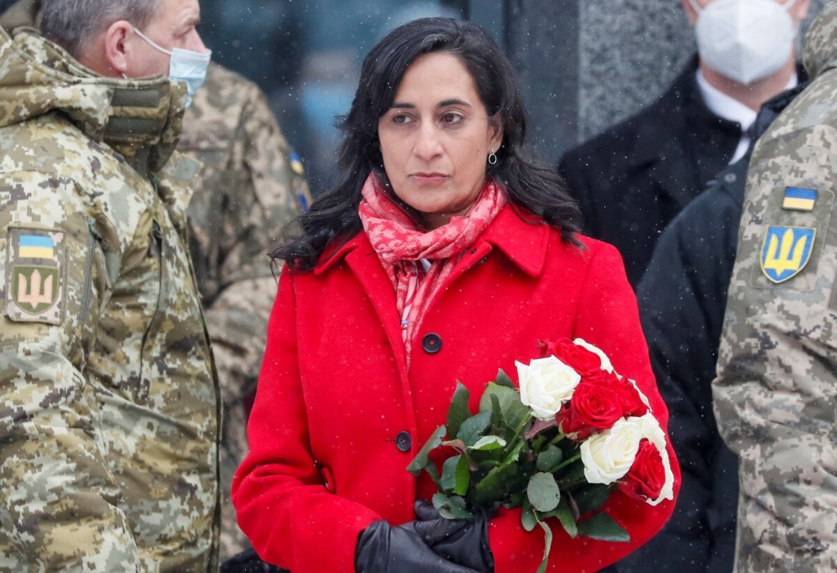 Голова МЗС Канади анонсувала нові санкції проти Росії. У списку – 100 суден тіньового флоту