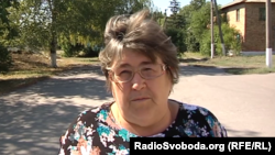Жителька Кутейникова розповідає як блокувала пересвання ЗСУ у 2014 році