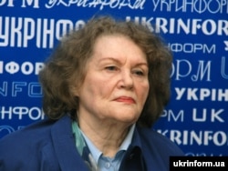 Письменниця Ліна Костенко