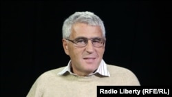 Глава движения "Союз правых сил" психолог Леонид Гозман