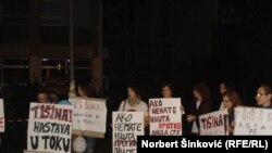 Protest protiv cenzure i zabrana u Novom Sadu