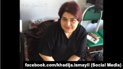 Խադիջա Իսմայիլովան հացադուլ է սկսում, լուսանկարը՝ լրագրողի ֆեյսբուքյան էջից