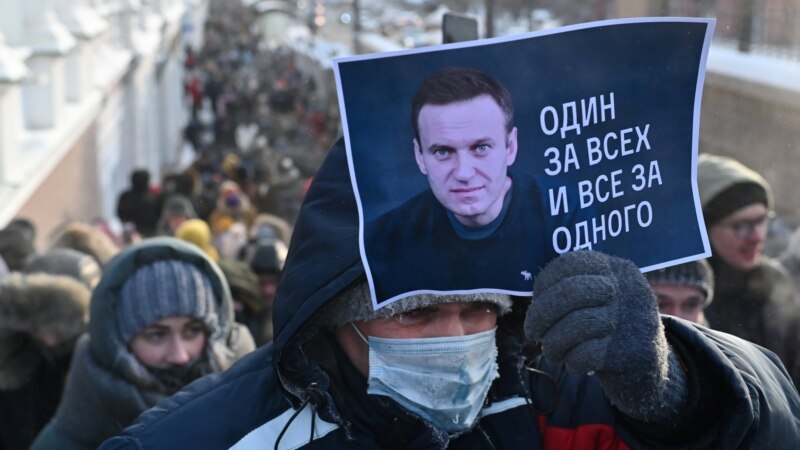 «Ощущение, что власть не учится на собственных ошибках». Почему в России люди массово вышли за Навального