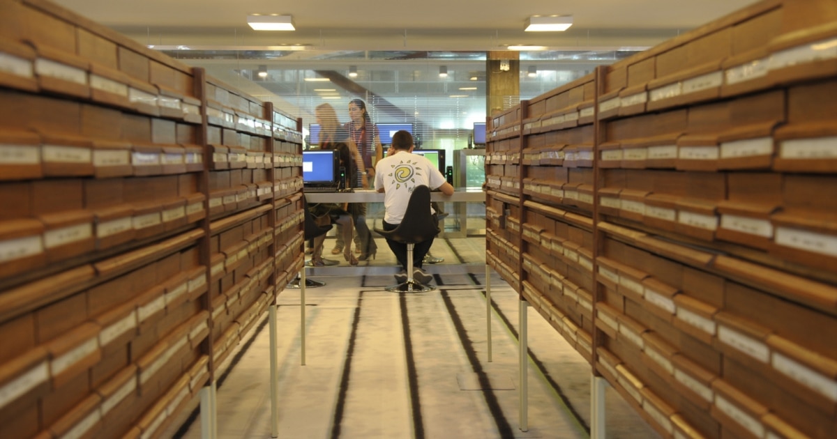 Әкесі мен қызы жыныстық қатынасқа түсті