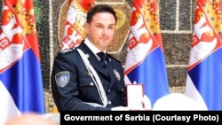 Veselin Milić tokom primanja državnog odlikovanja za hrabrost, 29. juna 2021.