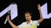 Ruski teniser Danil Medvedev drugi je teniser svijeta i neće se moći takmičiti u Grand Slamu na travi ove godine. Melbourne, februar 2022.