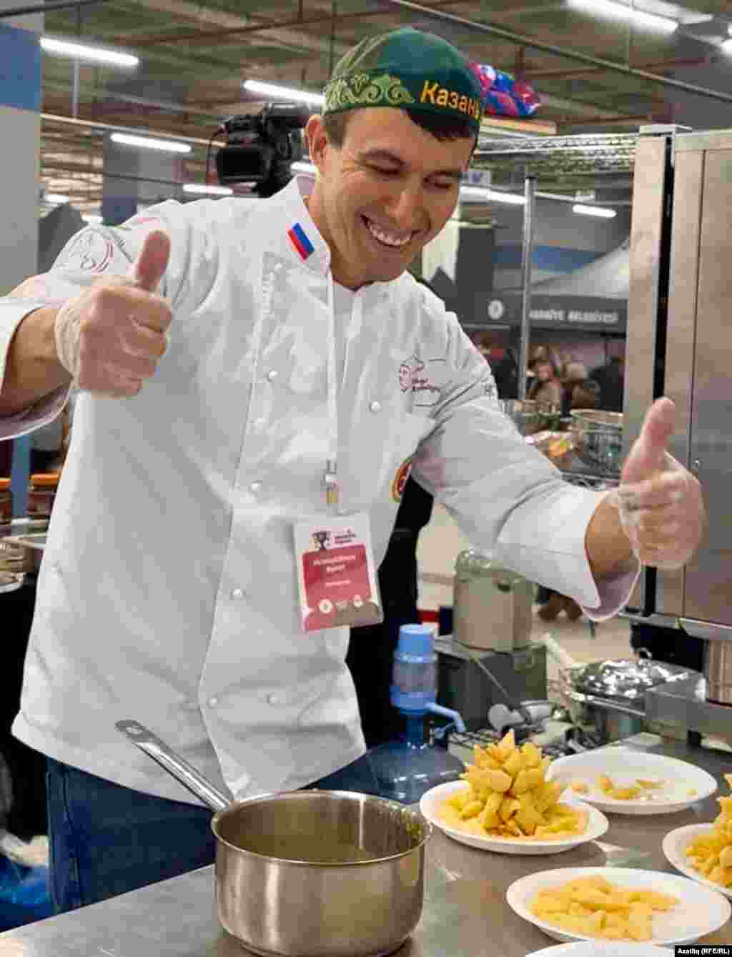 Айрат Хөснетдинов һәм кош теле