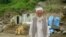 د سوات ۸۰ کلن ګل شېرین کاکا چې په د ۲۰۱۰ م کال په اګست میاشت د پشکال سېلاونو کې یې دکورنۍ ۱۳ تنه اوبو یوړل.
