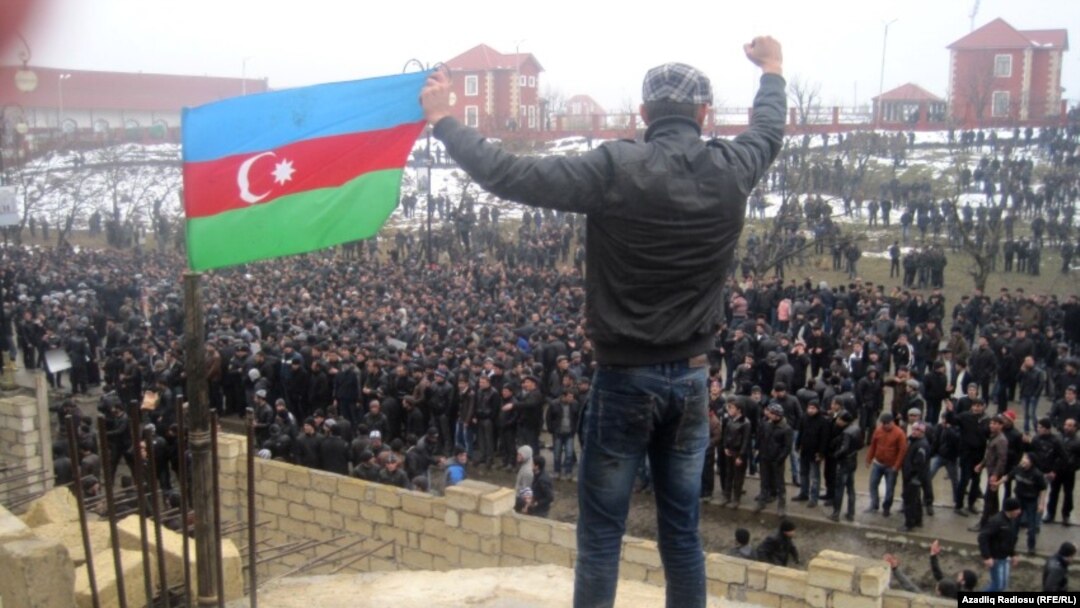 Qubada etiraz aksiyasından görüntü, 1 mart 2012