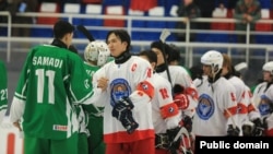 U-20: Кыргызстандын хоккейчилери III дивизиондун В тайпасында чемпион болду