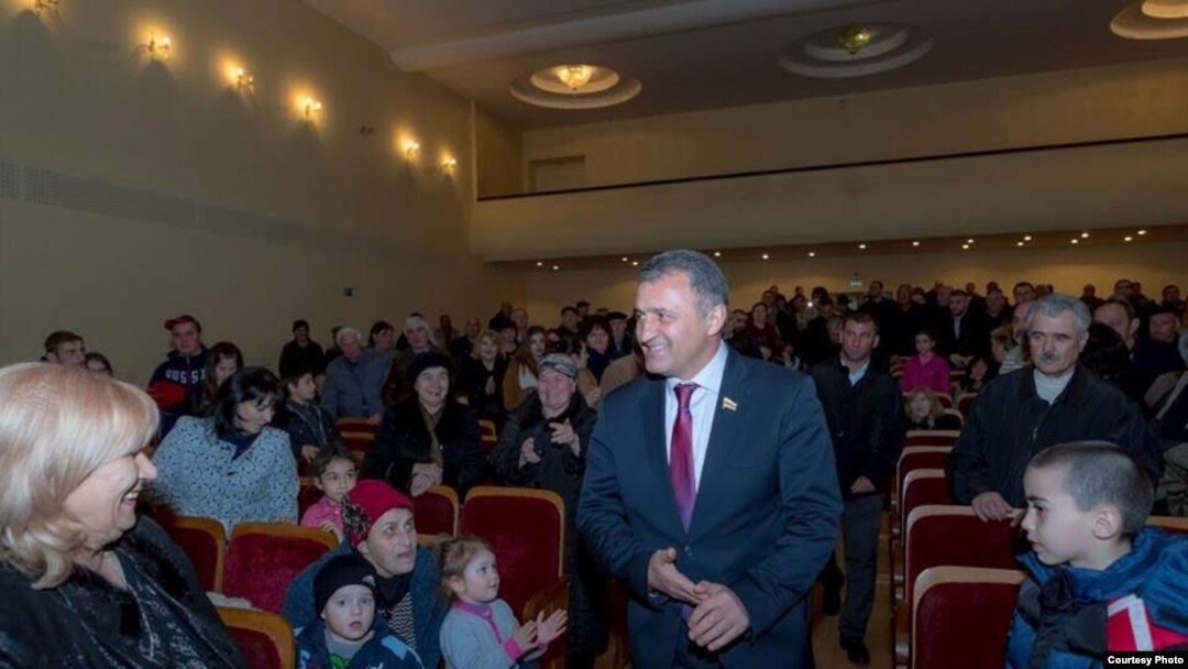 Соратники югоосетинского президента получили большинство портфелей в кабинете министров