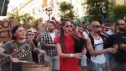 «Стоим до конца»: Беларусь бастует