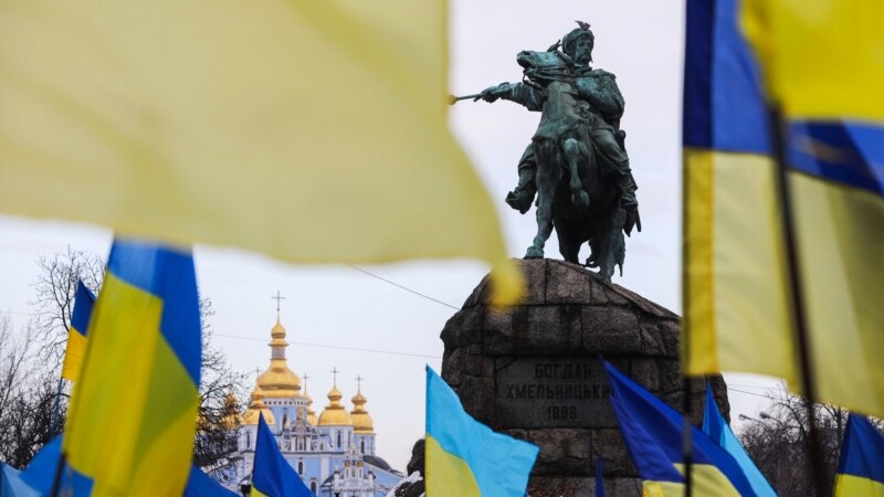 Украина: президенттикке талапкер болууга 83 кишиден арыз түштү