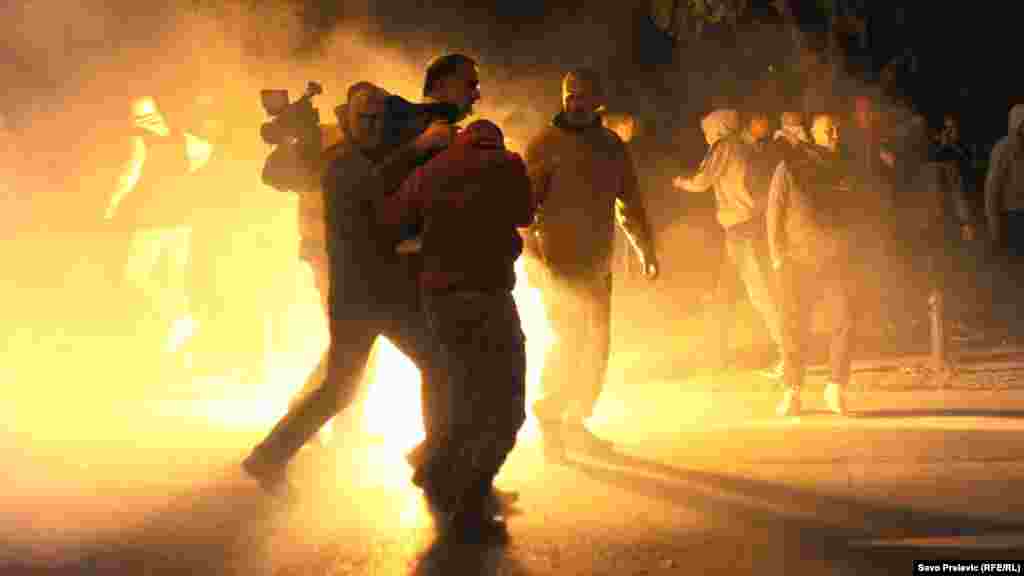 Montenegro - Police clashes with protesters in front of the parliament building in Podgorica, 24Oct2015