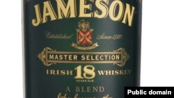 Jameson вискиси (суратда) Ирландияда 1780 йилдан бери ишаб чиқарилади.