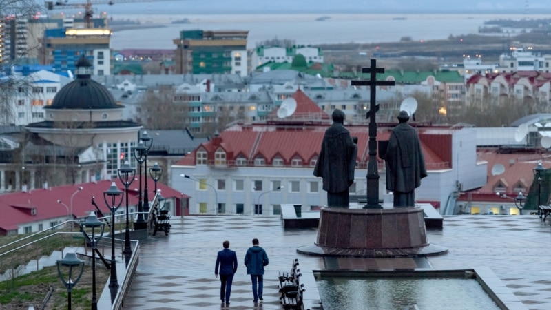 Росія: повітряну тривогу вперше оголосили по всьому Уральському округу, за 2000 км від України