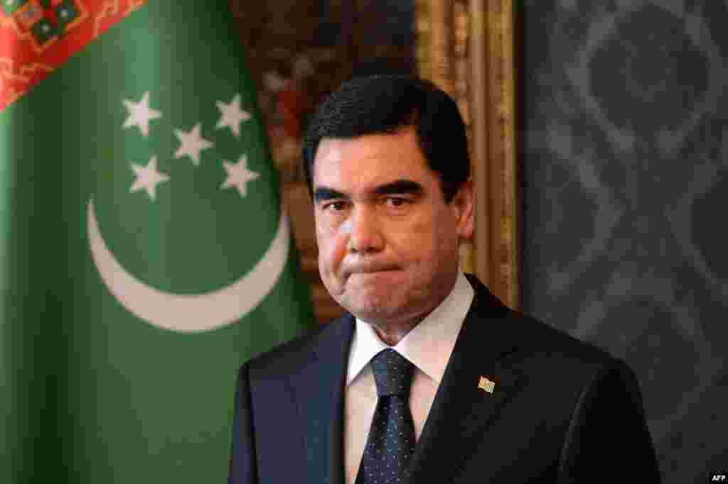 Türkmenistanyň prezidenti Gurbanguly Berdimuhamedow Wengriýa eden saparynyň çäginde. Budapeşt. 18-nji iýun, 2014 ý.