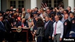 Трамп го потпишува указот за финансирање на жртвите од 11 септември