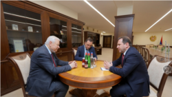 Armenian Defense Minister David Tonoyan (R) meeting with personal representative of the OSCE chairman-in-office, Ambassador Andrzej Kasprzyk, March 12, 2020