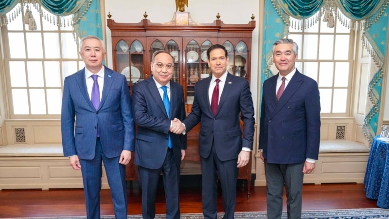 АҚШ мемлекеттік хатшысы Қазақстан вице-премьерімен кездесті