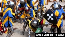Ілюстраційне фото. Сцени з «Битви націй», середньовічного турніру. Чехія, 6 травня 2016 року