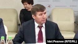 Мидхәт Шаһиәхмәтов
