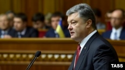 Президент України Петро Порошенко під час виступу у Верховній Раді. Ілюстраційне фото