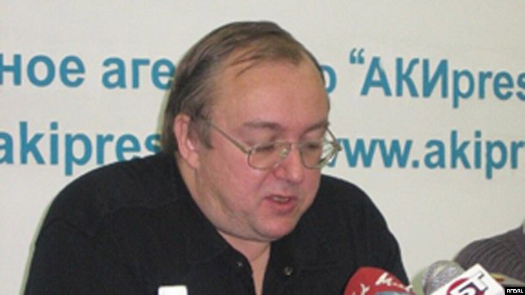 Виталий Пономарев: "Они пытаются толкнуть киргизское общество к созданию чего-то похожего на современный Узбекистан"