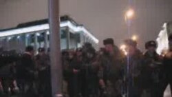 Пад канвоем, штуршкамі — па Інтэрнацыянальнай