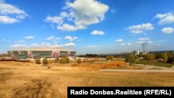Неработающий стадион «Донбасс-Арена» осенью 2020 года 