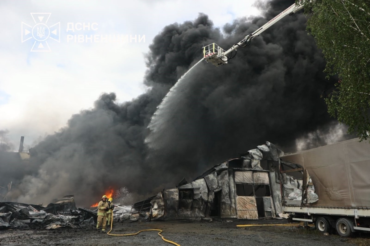 The fire in Varkovychi in Dubno district has been extinguished, according to the State Emergency Service.