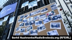 Під час акції на підтримку жертв насильницьких зникнень у Криму під посольством Росії в Києві, архівне фото