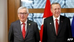 Predsjednik Evropske komisije Jean-Claude Juncker (Žan Klod Junker) i predsjednik Turske Recep Tayyip Erdogan (Redžep Tajip Erdoan), Brisel