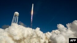 Запуск ракеты-носителя Antares американской корпорации Orbital Sciences