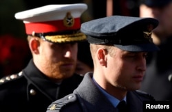 Prințul William și Prințul Harry, la un serviciu național de comemorare la Cenotaf în Westminster, Londra, Marea Britanie, 10 noiembrie 2019.