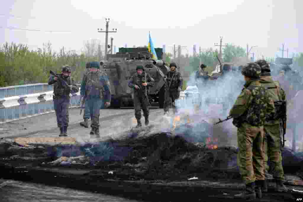 Українські військові зруйнували блокпост біля Слов&rsquo;янська